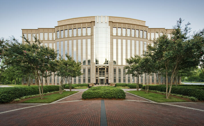 Pictures of Office property located at 2550 W Tyvola Rd, Charlotte, NC 28217 for lease - image #1