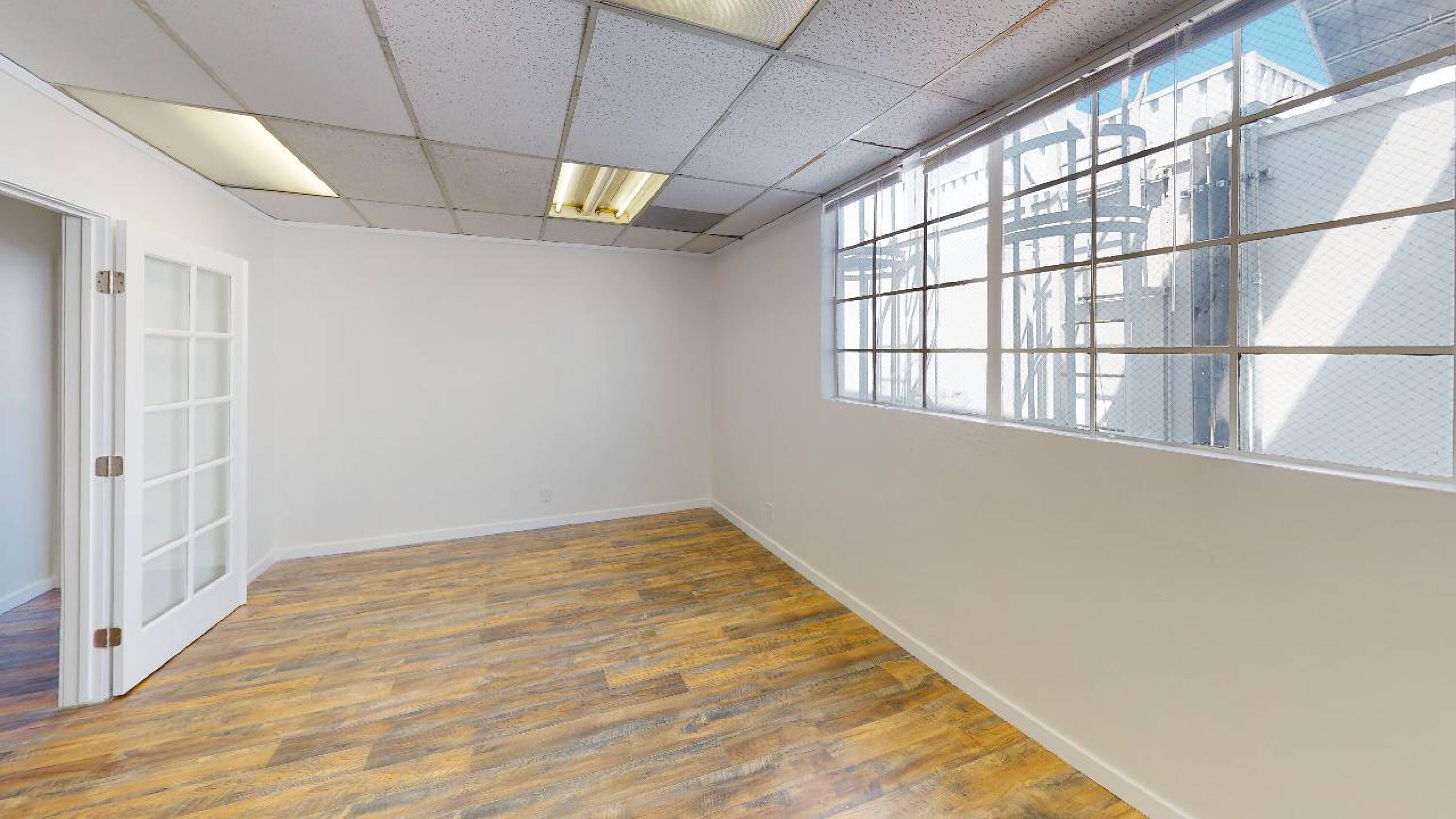 3065 Rosecrans Place, San Diego, CA 92110