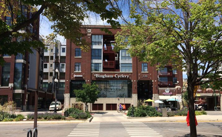 Pictures of Retail property located at 336 W 300 S, Salt Lake City, UT 84101 for lease - image #1