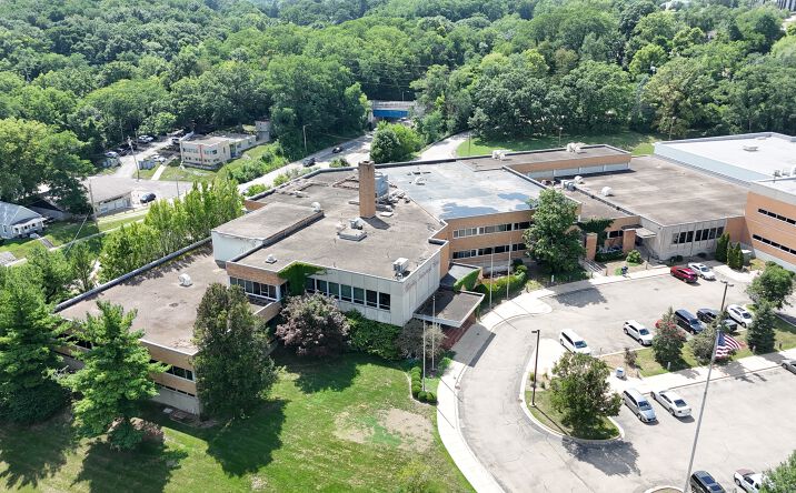 Pictures of Office property located at 1 News Plaza, Peoria, IL 61643 for lease - image #1