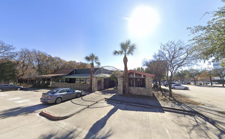 Pictures of Retail, Restaurant property located at 1300 E Copeland Rd, Arlington, TX 76011 for lease - image #1