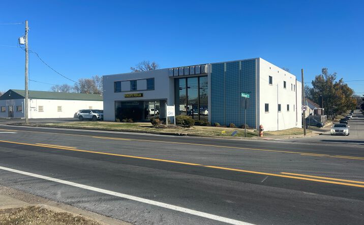 Pictures of Office property located at 2451 Crittenden Drive, Louisville, KY 40217 for lease - image #1