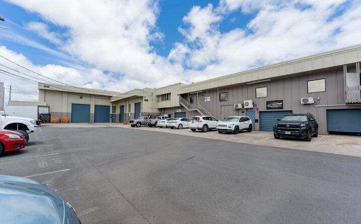 Pictures of Retail, Office, Industrial property located at 330 Sand Island Access Road, Honolulu, HI 96819 for lease - image #1