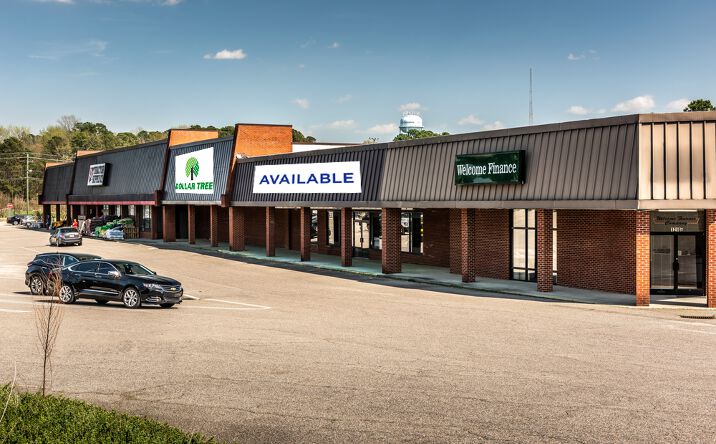 Pictures of Retail property located at 1206 Rockingham Rd, Rockingham, NC 28379 for lease - image #1