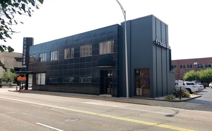 Pictures of Office property located at 4 NW 2nd St, Evansville, IN 47708 for lease - image #1