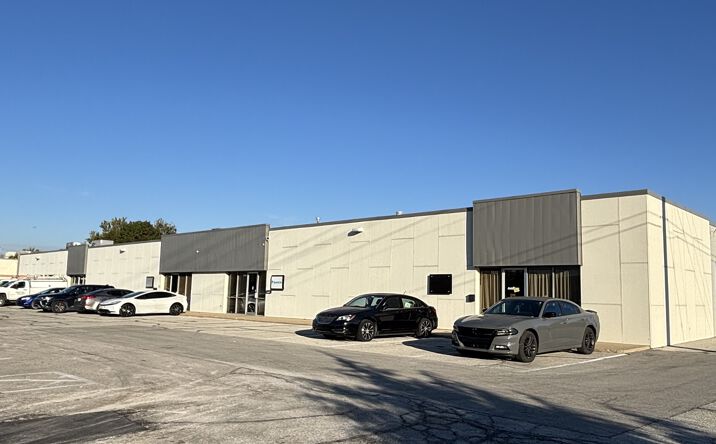 Pictures of Industrial property located at 5522-5538 W Raymond Street, Indianapolis, IN 46241 for lease - image #1