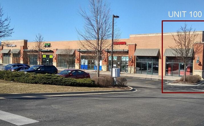 Pictures of Retail, Office property located at 650 E Terra Cotta Ave, Crystal Lake, IL 60014 for lease - image #1