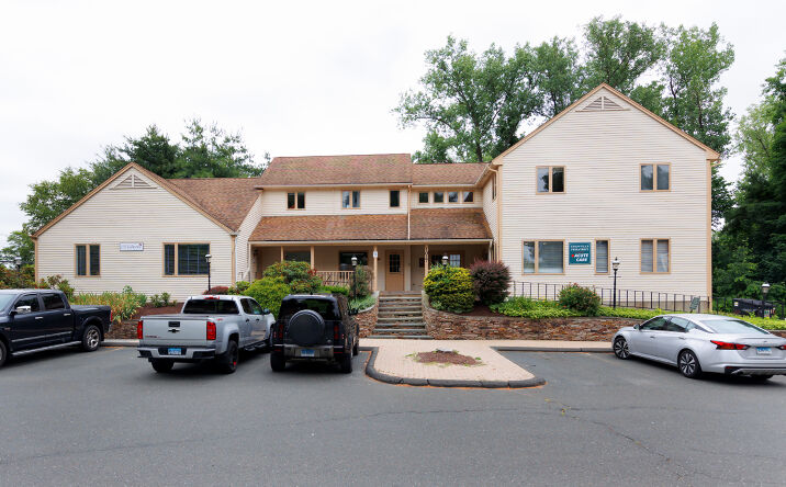 Pictures of Retail, Office property located at 1027-1035 Farmington Avenue, Farmington, CT 06032 for lease - image #1