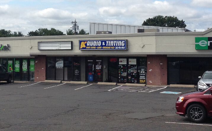 Pictures of Retail property located at 2431 Berlin Turnpike, Newington, CT 06111 for lease - image #1