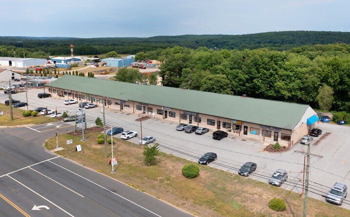 Pictures of Retail property located at 351 Boston Post Rd, Windham, CT 06256 for lease - image #1