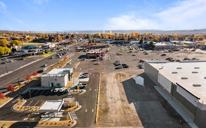 Pictures of Retail, Land property located at 2424 Central Ave, Billings, MT 59102 for lease - image #1