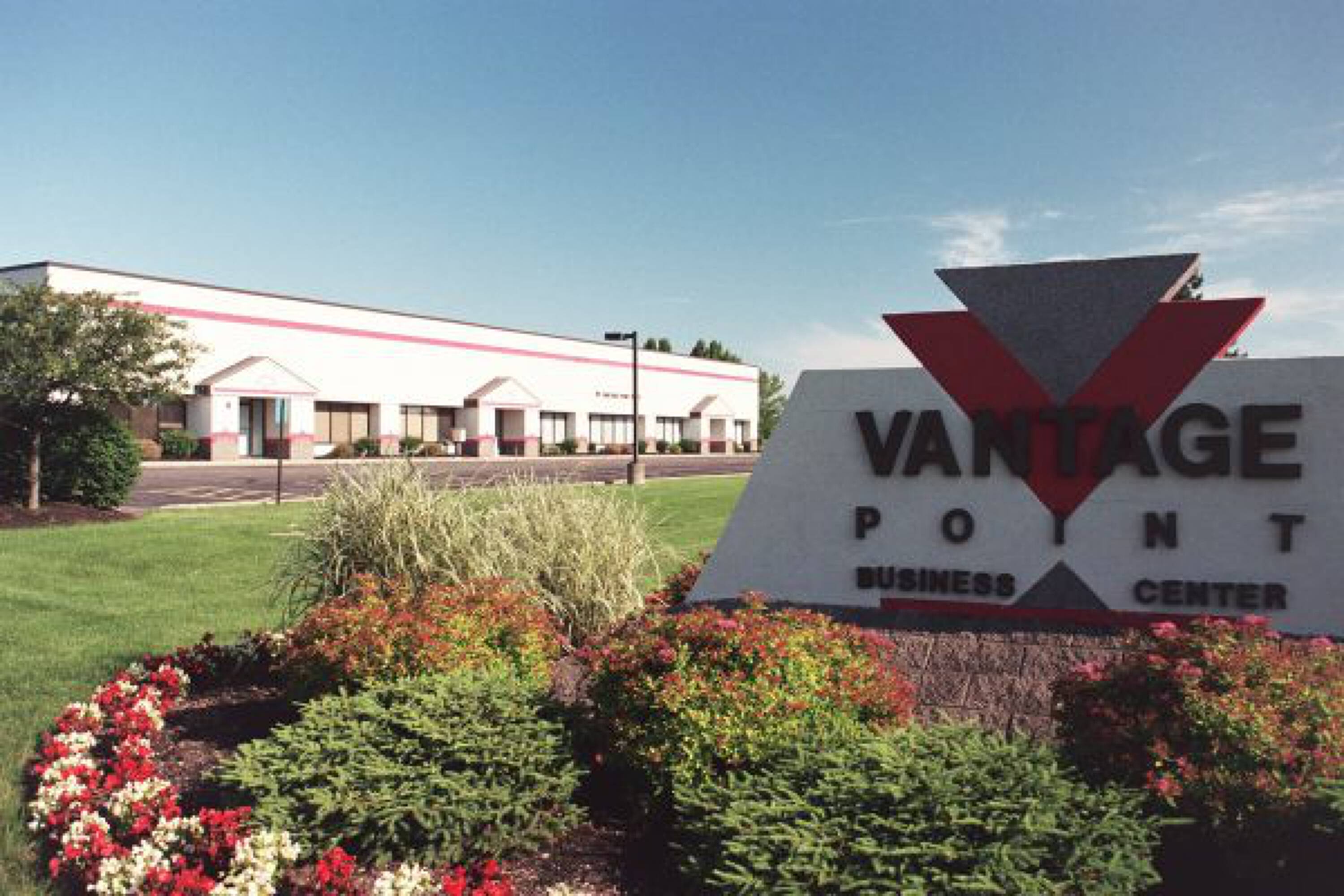 10 Vantage Point Dr, Rochester, NY 14624