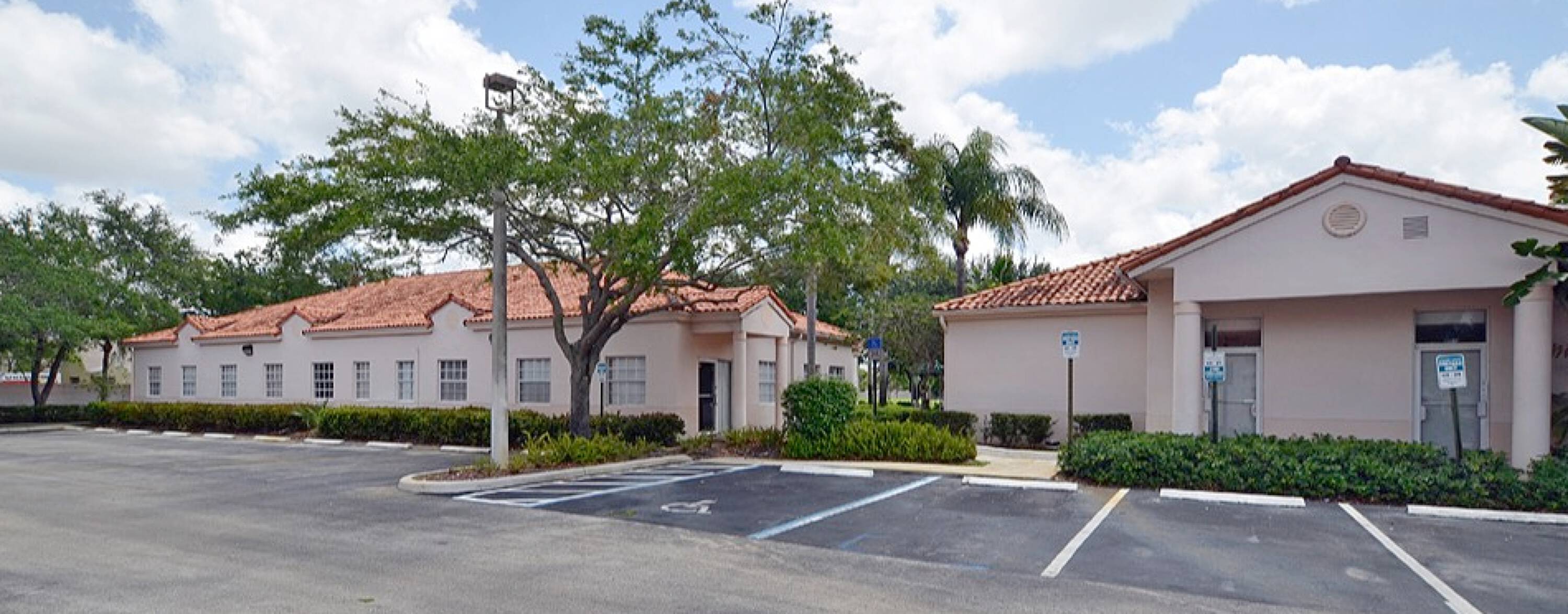 8991-8399 W. Oakland Park Blvd., Sunrise, FL 33351 | Crexi.com