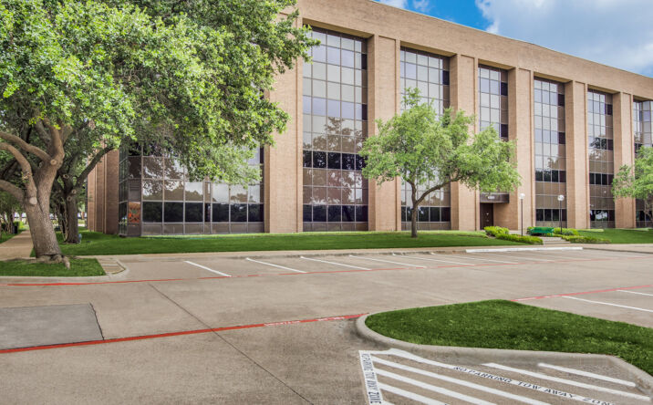 Pictures of Office property located at 4001 McEwen Rd, Dallas, TX 75244 for lease - image #1
