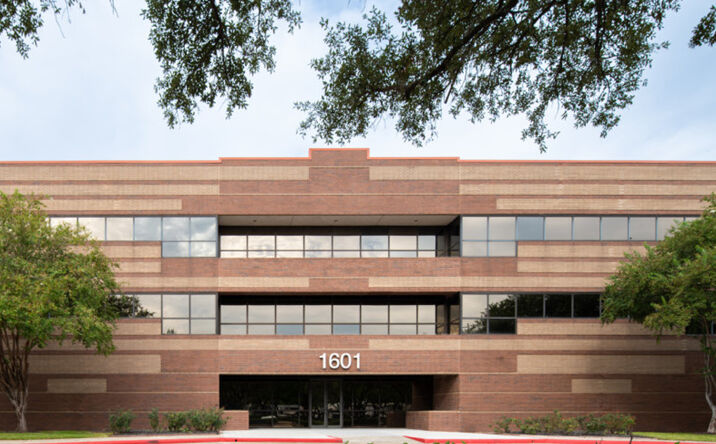 Pictures of Office property located at 1601 Industrial Blvd, Sugar Land, TX 77478 for lease - image #1