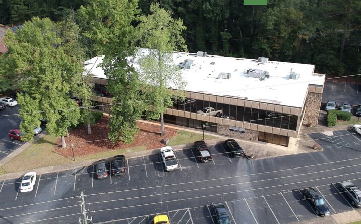 Pictures of Office property located at 3928 Montclair Rd, Mountain Brook, AL 35213 for lease - image #1