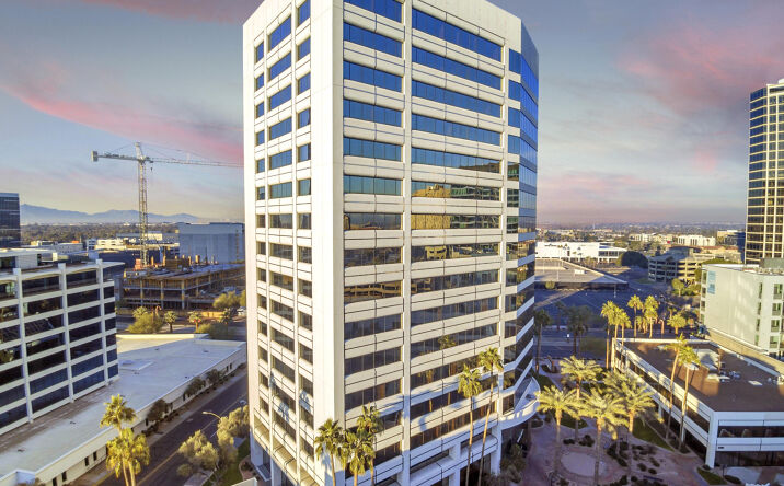 Pictures of Office property located at 3101 N Central Ave, Phoenix, AZ 85012 for lease - image #1