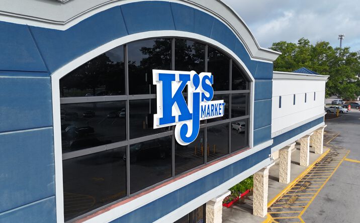 Pictures of Retail property located at 2305 Augusta Rd, West Columbia, SC 29169 for lease - image #1