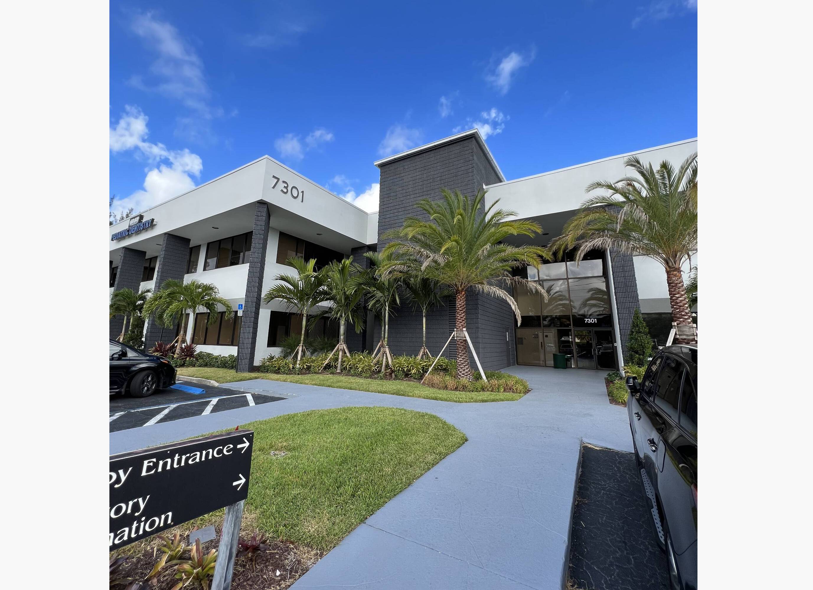 Office to Rent, One Town Center, 1 Town Center Road, 33486 - CBRE Commercial