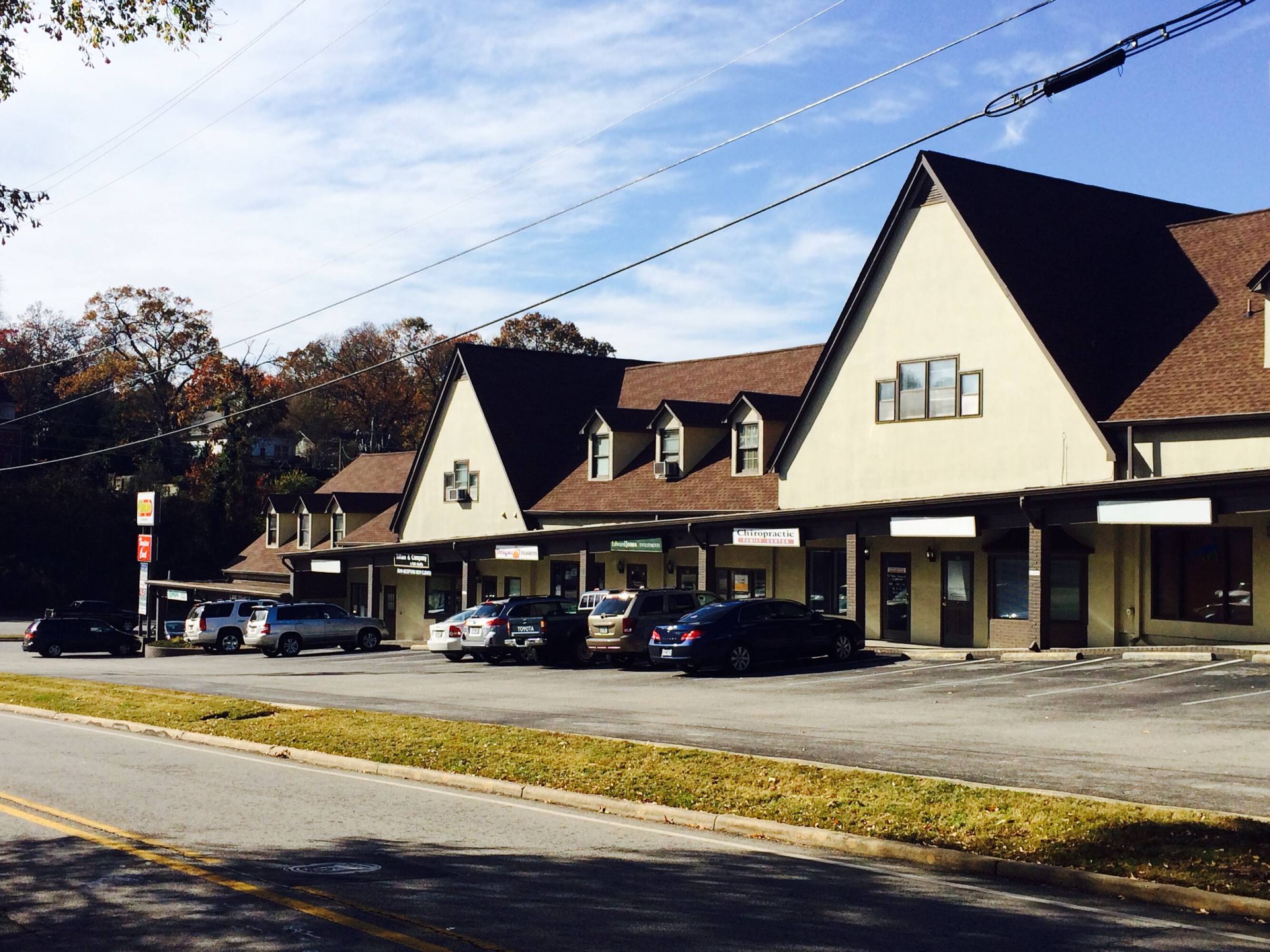 1062 Thompson Bridge Rd, Gainesville, GA 30501