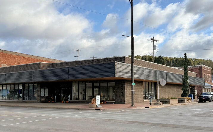 Pictures of Office property located at 333 S Stephenson Ave, Iron Mountain, MI 49801 for lease - image #1