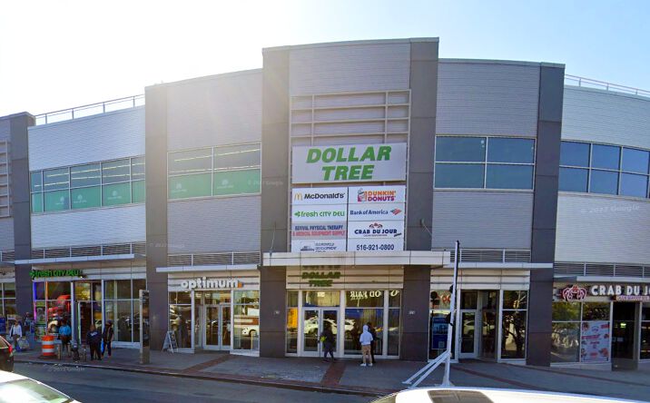 Pictures of Retail property located at 925 Hunts Point Ave, Bronx, NY 10459 for lease - image #1