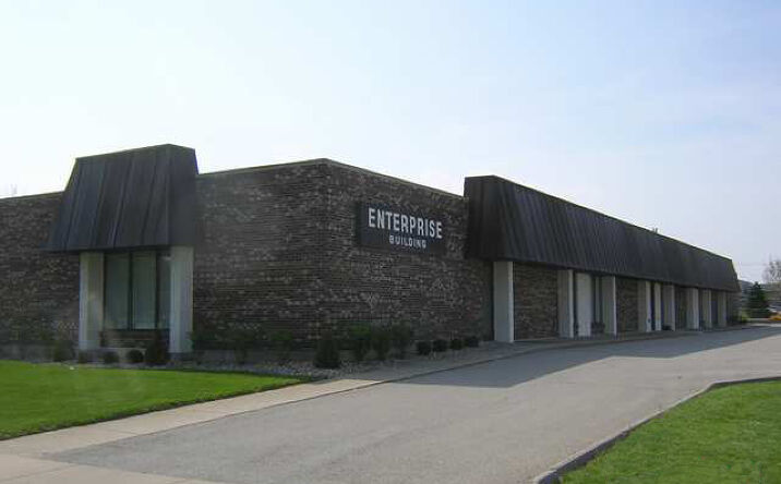 Pictures of Office property located at 2703 McGraw Drive, Bloomington, IL 61704 for lease - image #1