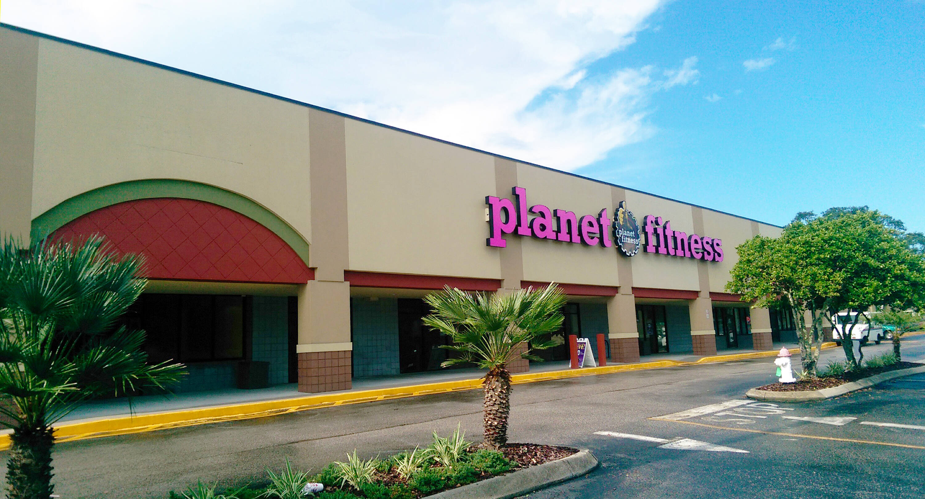 5671 E Fowler Ave, Temple Terrace, FL 33617