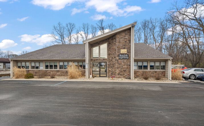Pictures of Office property located at 802 Wabash, Chesterton, IN 46304 for lease - image #1