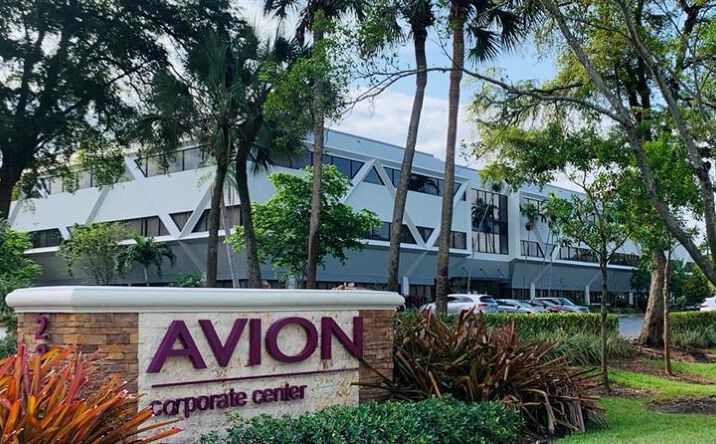 Pictures of Office property located at 2200 W Commercial Blvd, Fort Lauderdale, FL 33309 for lease - image #1