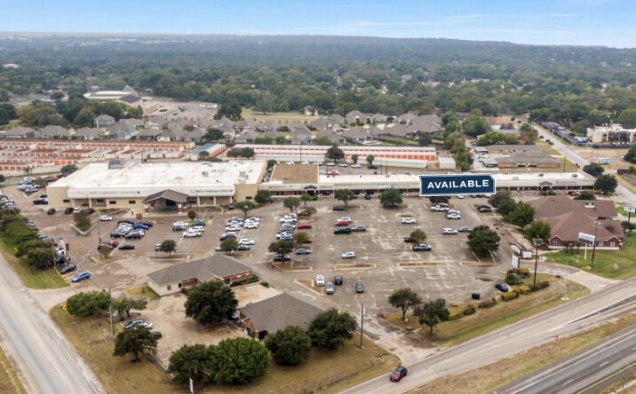 Pictures of Office, Land property located at 7125 Sanger Ave, Waco, TX 76712 for lease - image #1