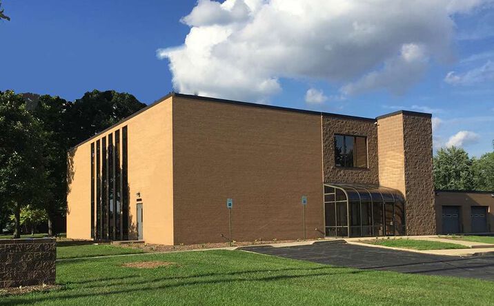 Pictures of Office property located at 28050 John R Rd, Madison Heights, MI 48071 for lease - image #1