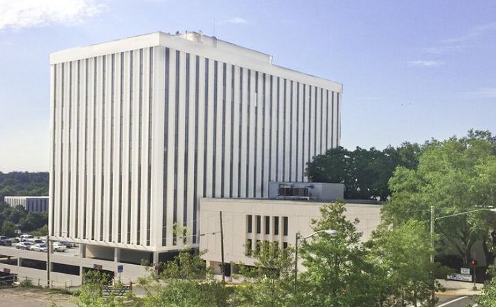 Pictures of Office property located at 315 S Calhoun Street, Tallahassee, FL 32301 for lease - image #1