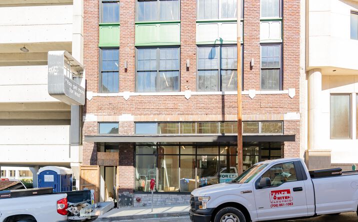 Pictures of Office property located at 109 E 7th St, Chattanooga, TN 37402 for lease - image #1