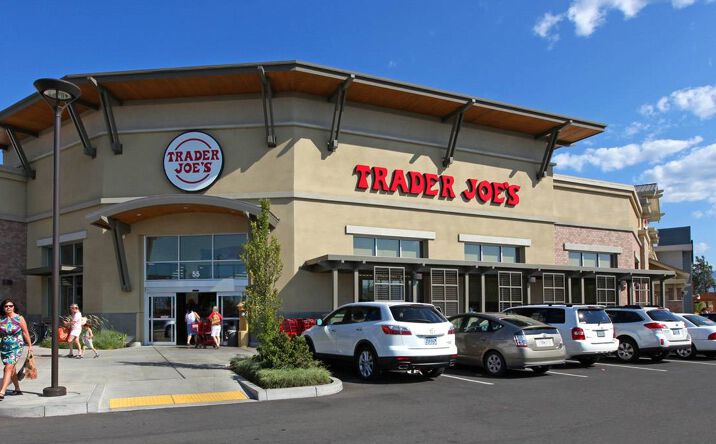 Pictures of Retail property located at 55 Rossanley Drive, Medford, OR 97501 for lease - image #1