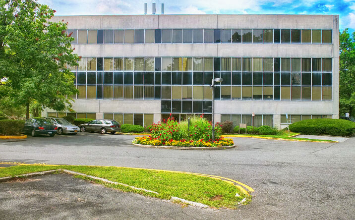 Pictures of Office property located at 978 NY-45, Pomona, NY 10970 for lease - image #1