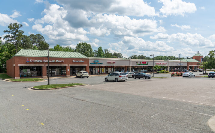 Pictures of Retail property located at 3401 Cox Rd, Richmond, VA 23233 for lease - image #1