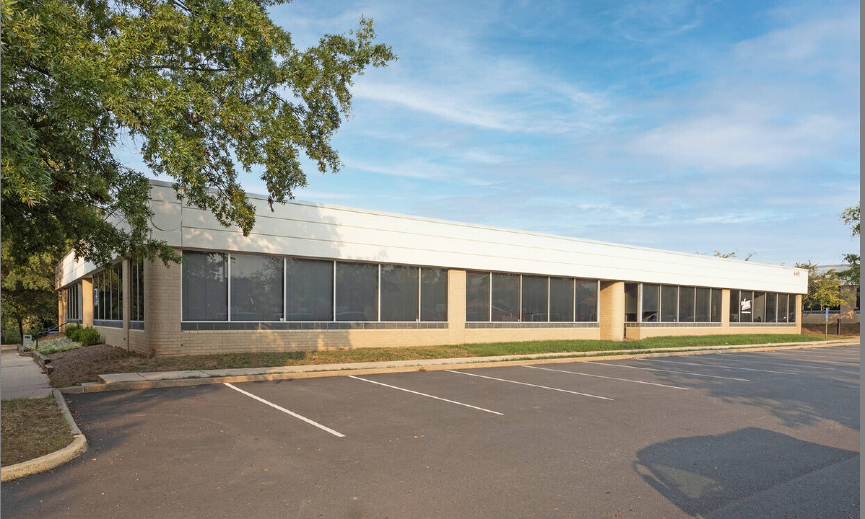 4451 Brookfield Corporate Dr, Chantilly, VA 20151