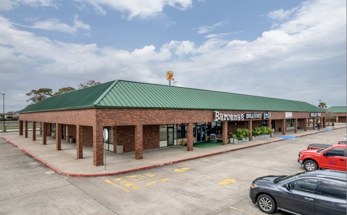 Pictures of Retail, Office, Restaurant property located at Delany Rd, La Marque, TX 77568 for lease - image #1