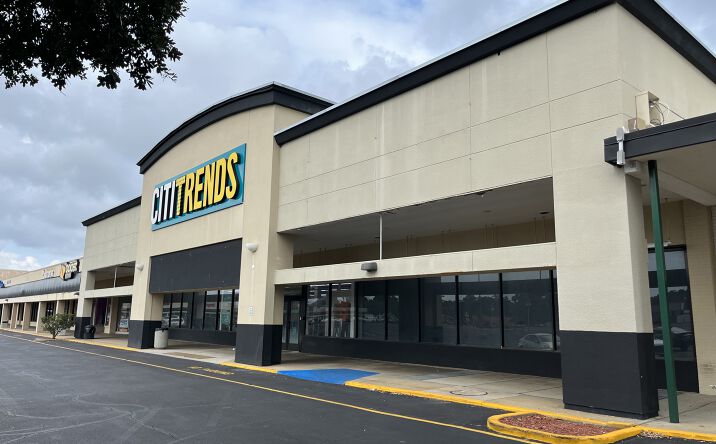 Pictures of Retail, Restaurant property located at 3300 N Pace Blvd, Pensacola, FL 32505 for lease - image #1