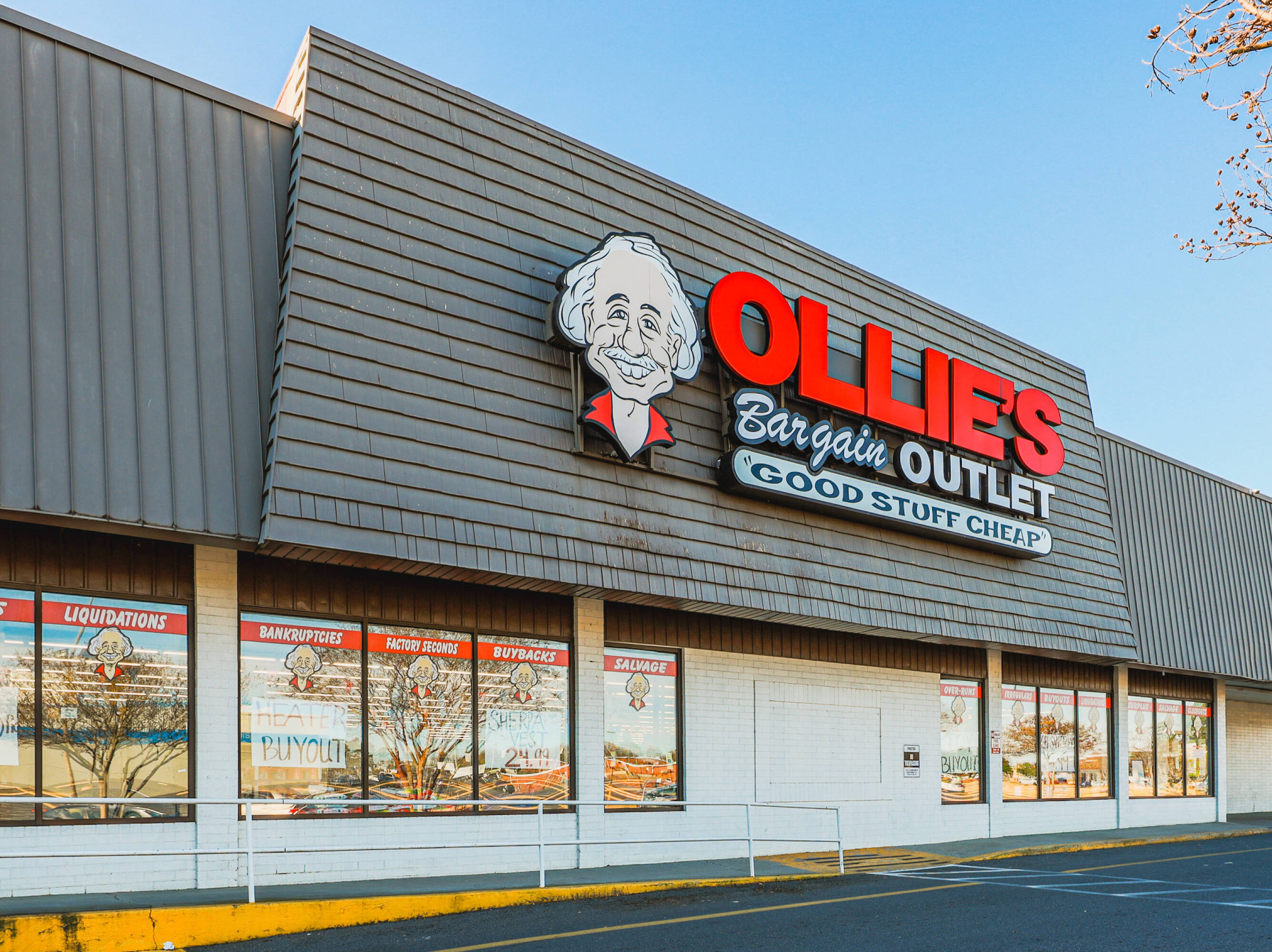 Gabe's, Ollie's Bargain Outlet to open stores at East Towne Centre