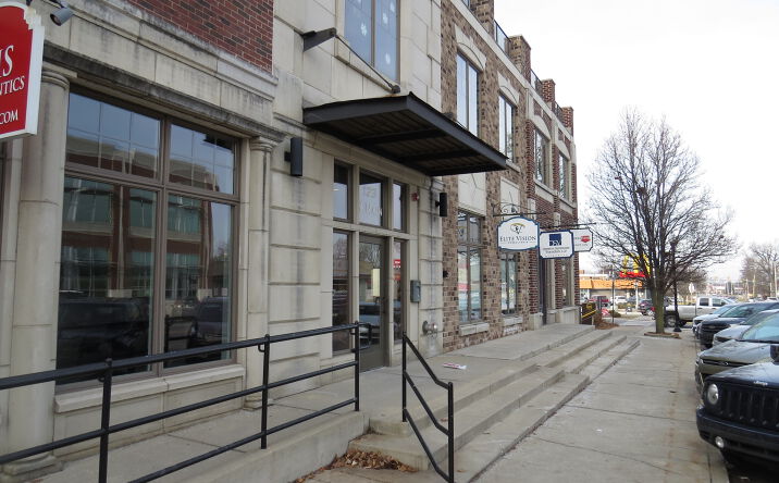 Pictures of Office property located at 123 N Main St, Crown Point, IN 46307 for lease - image #1