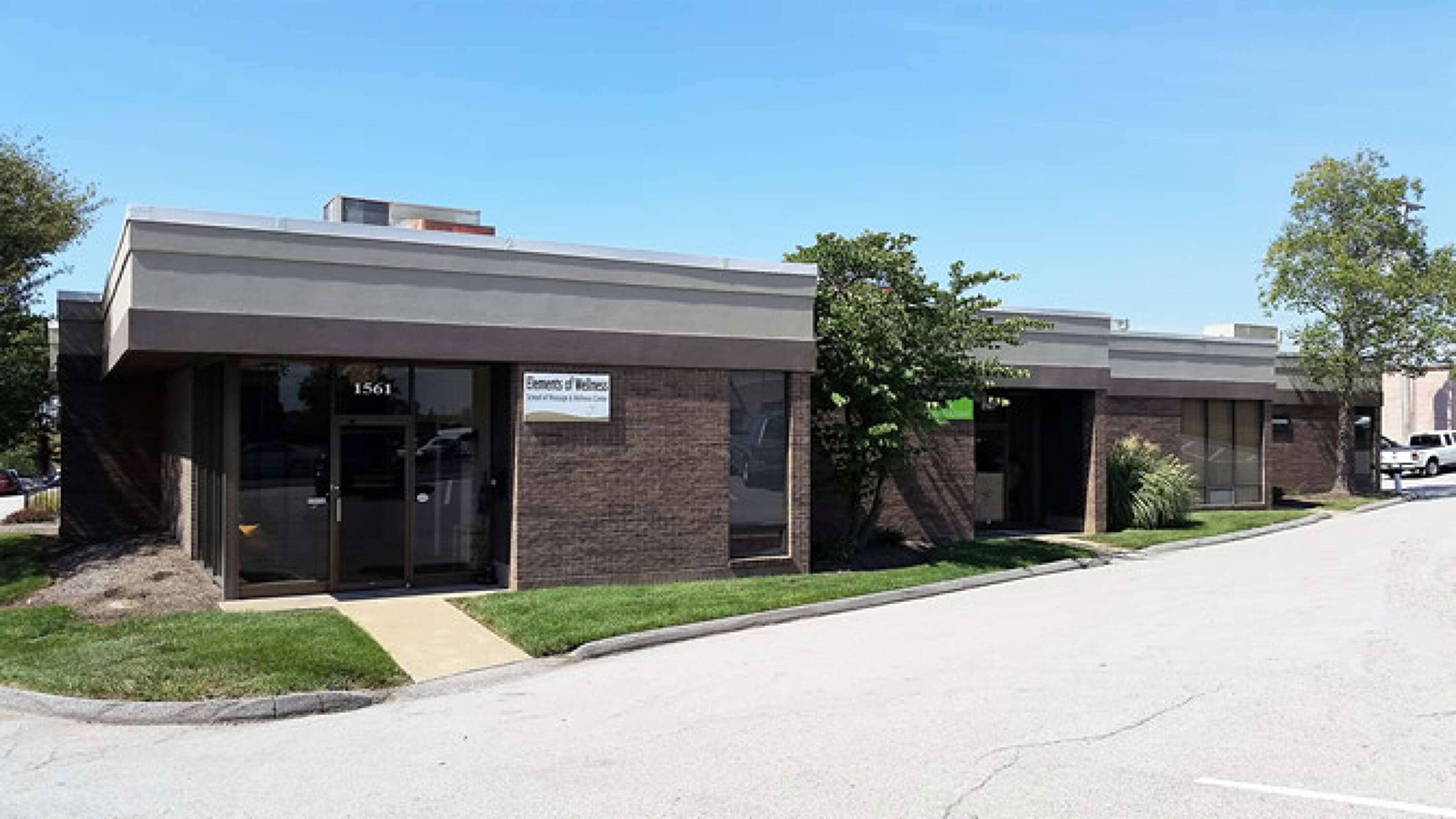1561 N Warson Rd, St. Louis, MO 63132 Industrial Space for Lease