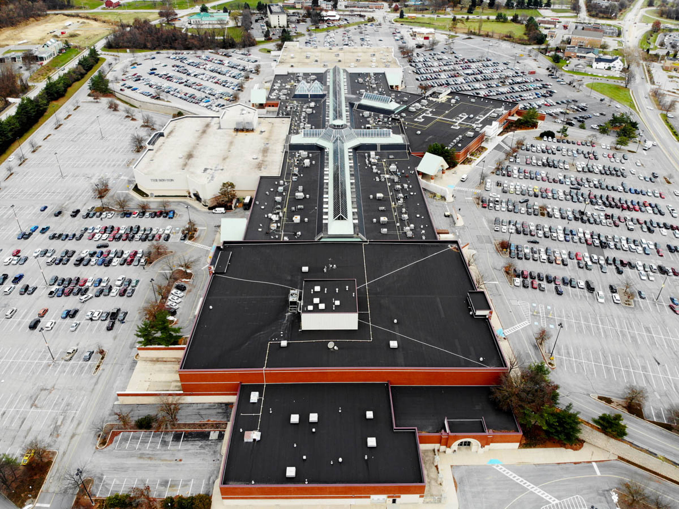 2899 Whiteford Rd., York, PA 17402