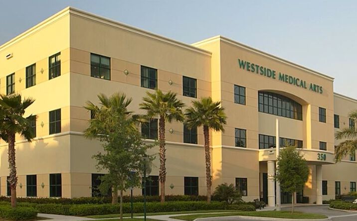 Pictures of Office property located at 350 NW 84th Ave, Plantation, FL 33324 for lease - image #1