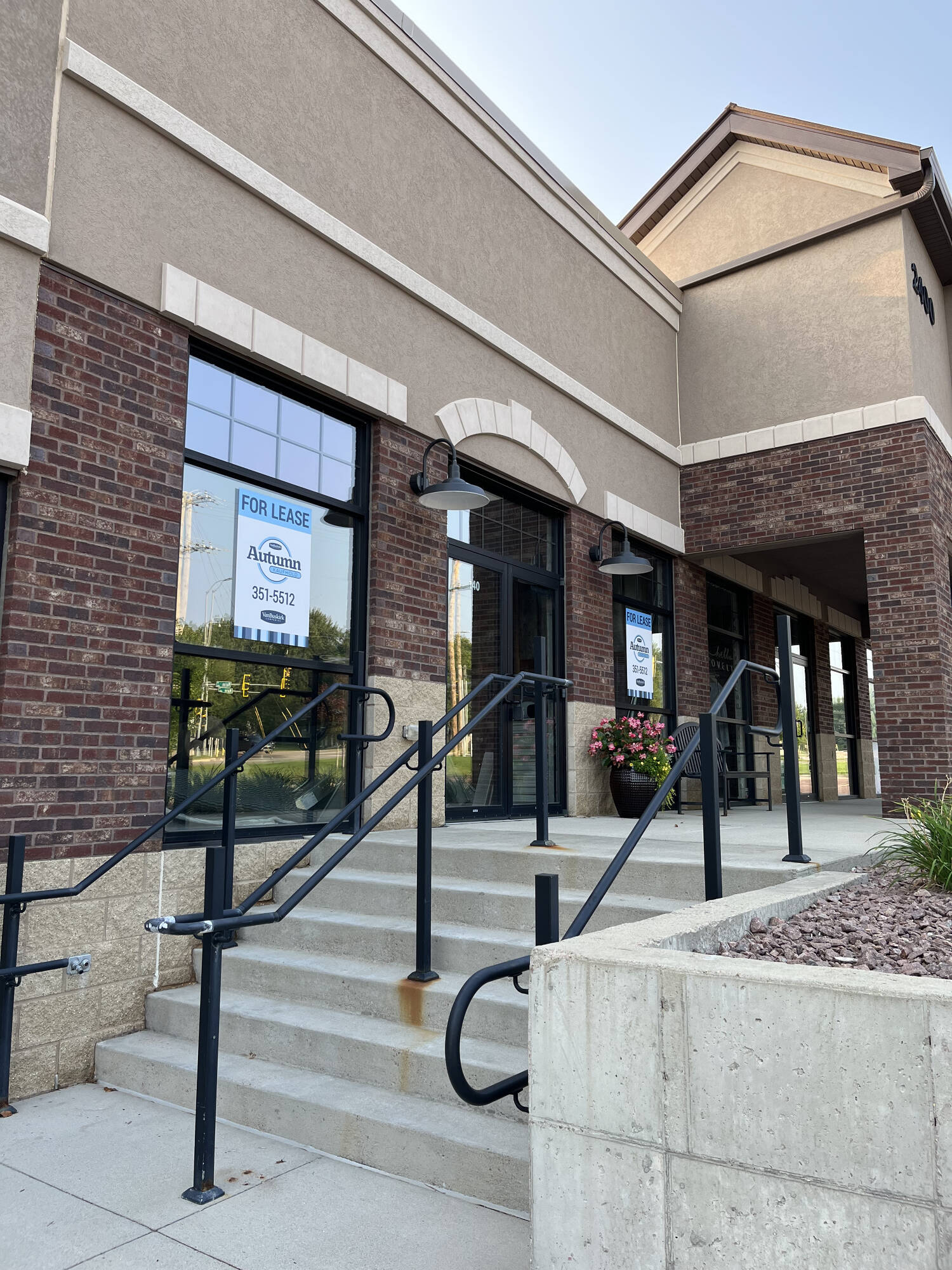 2400 S Marion Rd, Sioux Falls, SD 57106