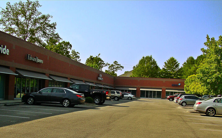 image of property at 4000 Meadow Lake Dr Birmingham, AL 35242
