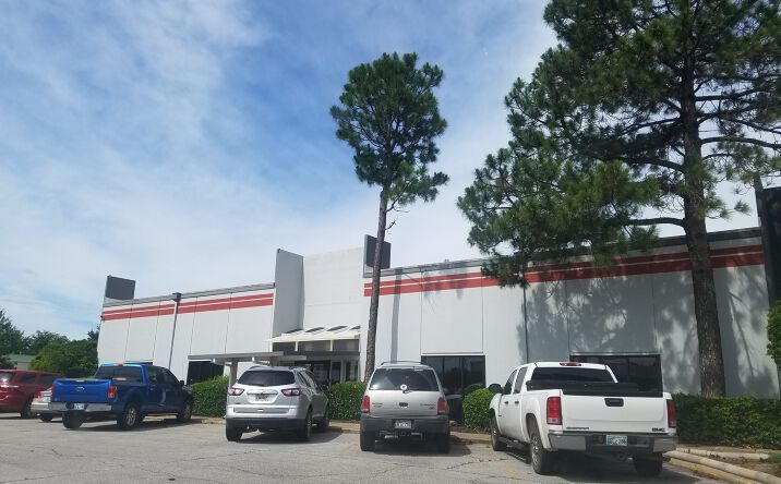 Pictures of Office, Industrial property located at 2025 S Nicklas Ave, Oklahoma City, OK 73128 for lease - image #1