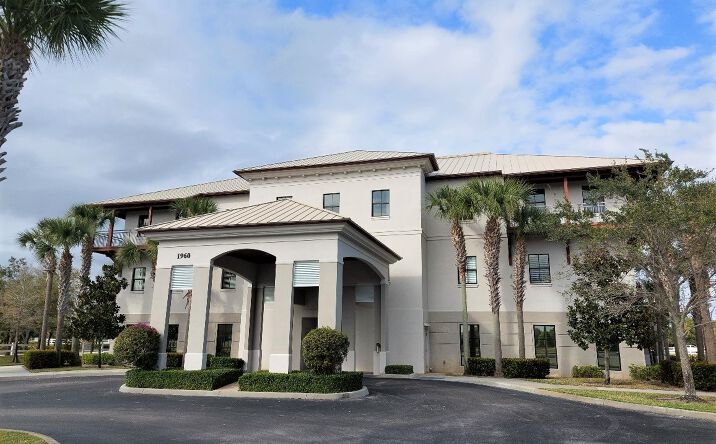 Pictures of Office property located at 1960 Pointe W Dr, Vero Beach, FL 32966 for lease - image #1