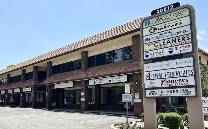 Pictures of Office property located at 20812 Ventura Blvd, Woodland Hills, CA 91364 for lease - image #1